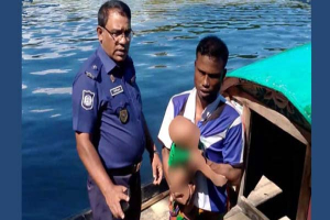 অসুস্থ স্ত্রীকে ফেলে শিশুসন্তান নিয়ে উধাও, পরে উদ্ধার করল পুলিশ