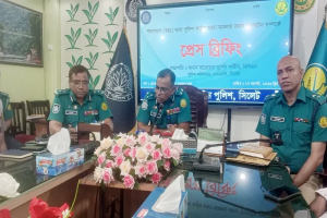 প্রেমের সম্পর্ক নিয়ে সন্দেহ থেকেই শাহাব উদ্দিনকে হত্যা: পুলিশ কমিশনার প্রেমের সম্পর্ক নিয়ে সন্দেহ থেকেই শাহাব উদ্দিনকে হত্যা: পুলিশ কমিশনার