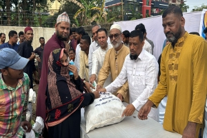 Orphan in Action-এর উদ্যোগে ৭ নম্বর ওয়ার্ড জালালাবাদে ২২৫ পরিবারকে খাদ্য সামগ্রী বিতরণ