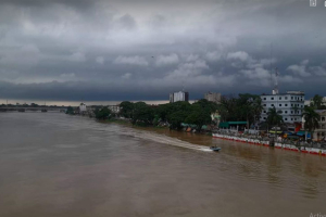 সিলেটে বন্যার পদধ্বনি সিলেটে বন্যার পদধ্বনি