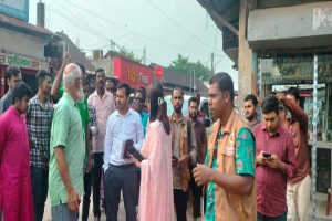 মাধবপুরে দুই ব্যবসায়ীকে ২৫ হাজার টাকা জরিমানা মাধবপুরে দুই ব্যবসায়ীকে ২৫ হাজার টাকা জরিমানা
