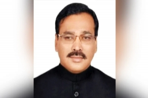 সুনামগঞ্জের নাম ডুবিয়েছেন রতন ও তাঁর পরিবার
