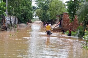 সুনামগঞ্জের সঙ্গে তাহিরপুরের সড়ক যোগাযোগ বিচ্ছিন্ন