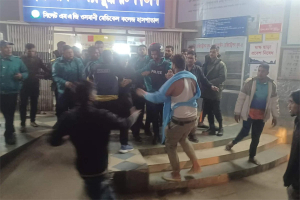 ওসমানী মেডিকেলে ইন্টার্ন চিকিৎসকের ওপর হামলা: নিরাপত্তার দাবিতে কর্মবিরতি, প্রশাসনের সাথে বৈঠক