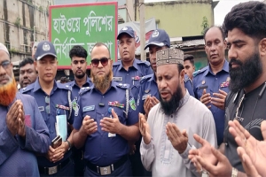 শায়েস্তাগঞ্জে মহাসড়কের জমি থেকে অবৈধ স্থাপনা উচ্ছেদ