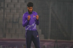 বিগ ব্যাশ থেকে অদম্য কাপ, অনন্য রিশাদ