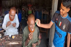 আয়নাল মিয়া যেন ‘বিদ্যুৎ মানব’