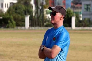 আরও এক বছর থাকছেন বাটলার