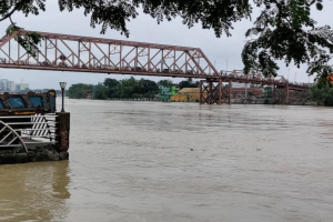 সুরমার কান্না শুনছে কি সিলেট?