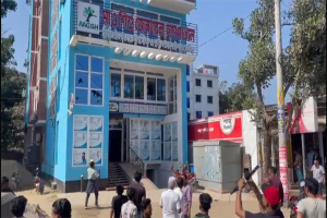 ভুল চিকিৎসার অভিযোগে নবজাতকের মৃত্যু, ক্ষুব্ধ স্বজনদের হাসপাতালে হামলা–ভাঙচুর