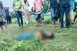 বাহুবলে চালককে হত্যা করে ইজিবাইক ছিনতাই