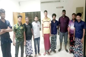 সিলেটে ডিবি পুলিশের অভিযানে ভারতীয় চিনিসহ আটক ৯ 