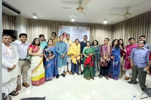 কবি কাজী নজরুল ইসলাম সম্মাননা পেলেন ৩ জন গুণী ব্যক্তি