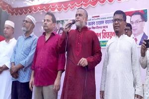ক্ষমতায় যাওয়ার জন্য তারেক রহমান রাজনীতি করেন না