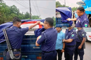 জৈন্তাপুরে বিপুল পরিমাণ ভারতীয় চা-পাতাসহ আটক ১ জৈন্তাপুরে বিপুল পরিমাণ ভারতীয় চা-পাতাসহ আটক ১