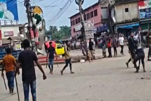 শ্রীমঙ্গলে অটোরিকশা-মাইক্রোবাস চালকদের মধ্যে দফায় দফায় সংঘর্ষ
