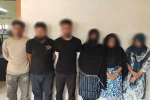 সুরমা মার্কেট হোটেল মেঘনা থেকে নারী-পুরুষ সহ আটক ৬