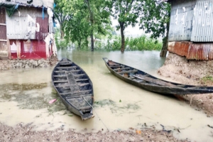দীর্ঘমেয়াদী বন্যার কবলে কুশিয়ারা পারের বাসিন্দারা