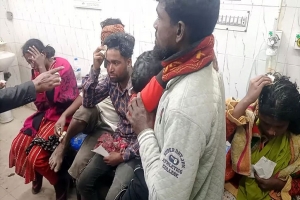 মসজিদের টাকা নিয়ে দু’পক্ষের সংঘর্ষে অর্ধশতাধিক আহত