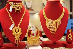 দেশের বাজারে ভ্যাটসহ এক ভরি ২২ ক্যারেট সোনার গহনা ২ লাখ ৩৪ হাজারের বেশি