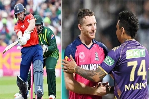 ‘পাকিস্তানের বিপক্ষে খেলার চেয়ে আইপিএলে খেলা উত্তম’