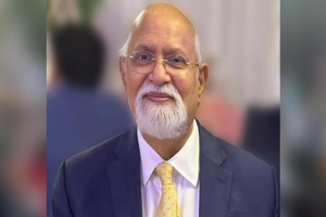 ৮ মাস দেশেই আত্মগোপনে মোমেন, পরে পাড়ি জমান যুক্তরাষ্ট্রে